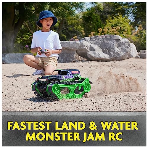 Monster Jam Official Grave Digger Trax All-Terrain Remote Control Vehicle, 1:15 Scale, Kids Toys Ages 4+ R886636