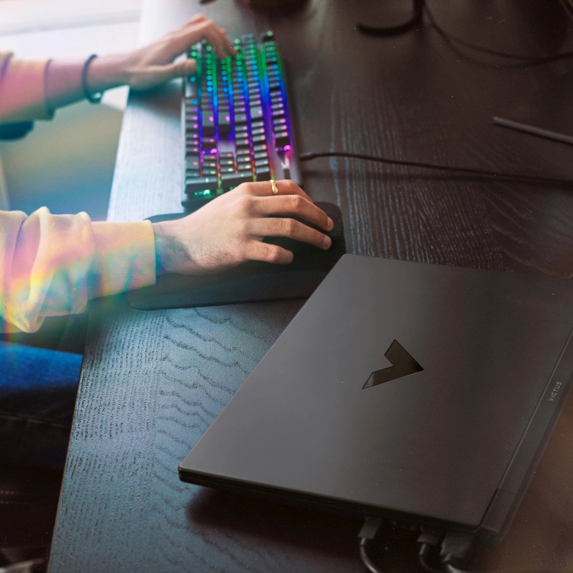 Gaming Laptop 15.6 144Hz i5 16GB RAM 512GB SSD k7