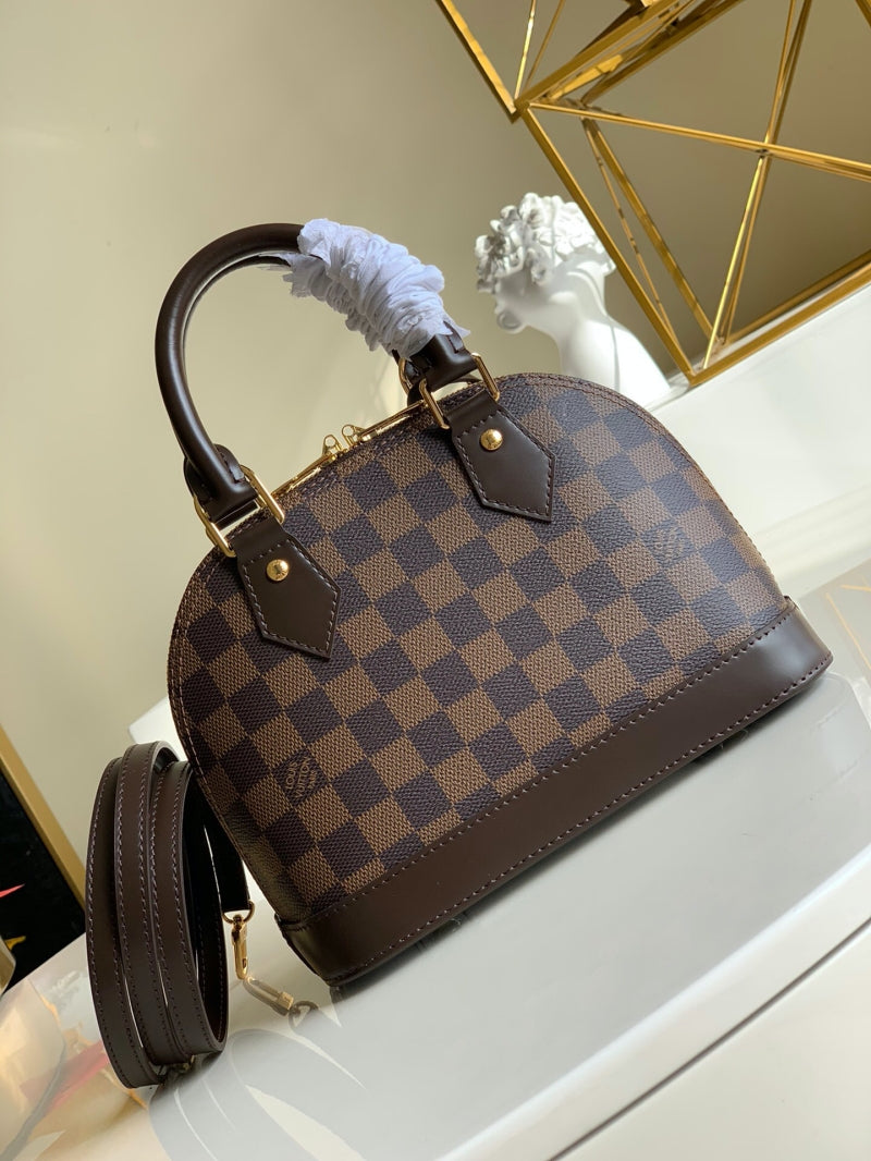 Alma BB handbag k7q