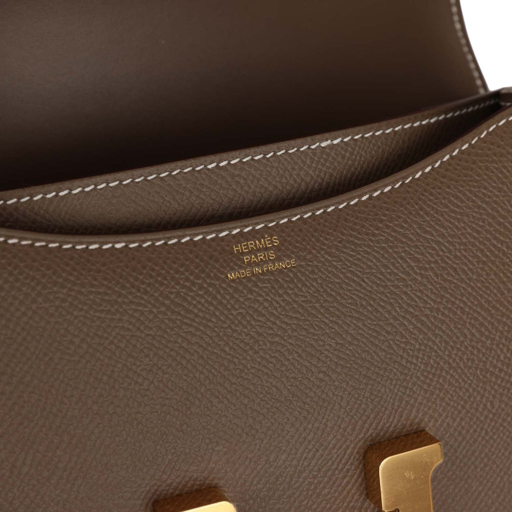 Epsom Leather Crossbody Bag 18cm k7q