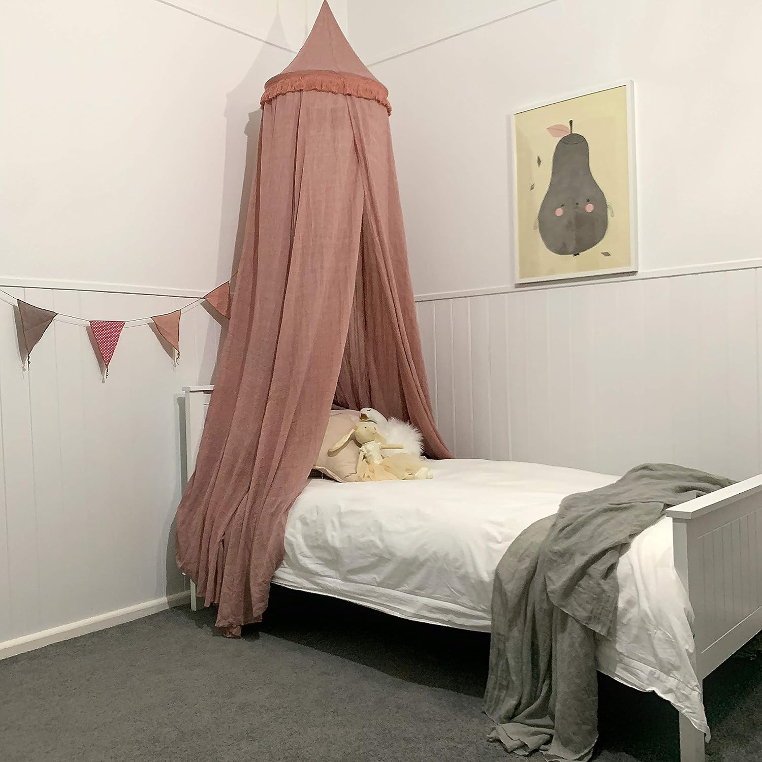 Zeke and Zoey Hanging Princess Canopy for Girls Bed with Tassels B6000