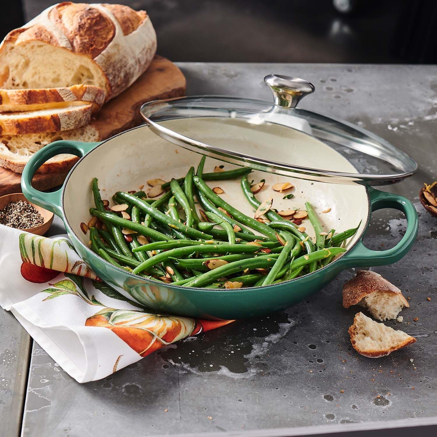 Le Creuset Buffet Casserole with Glass Lid, 3.5 qt, Artichoke M44059