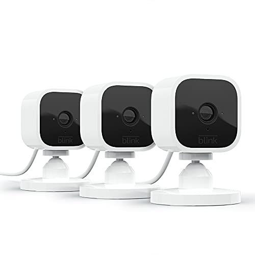 Compact indoor plug-in smart security camera 2-pack k7p