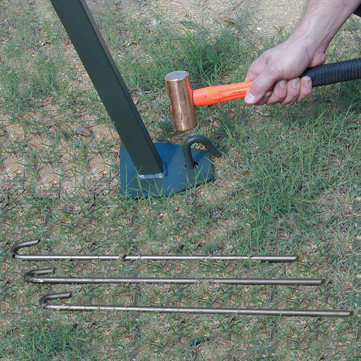 Deer Feeder with Stand 300 lb Capacity a7