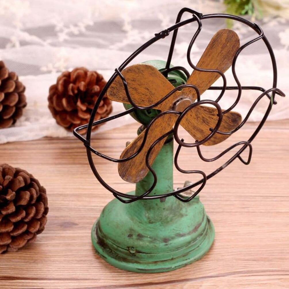 Vintage Oscillating Plastic Table Fan Retro Green Z5851