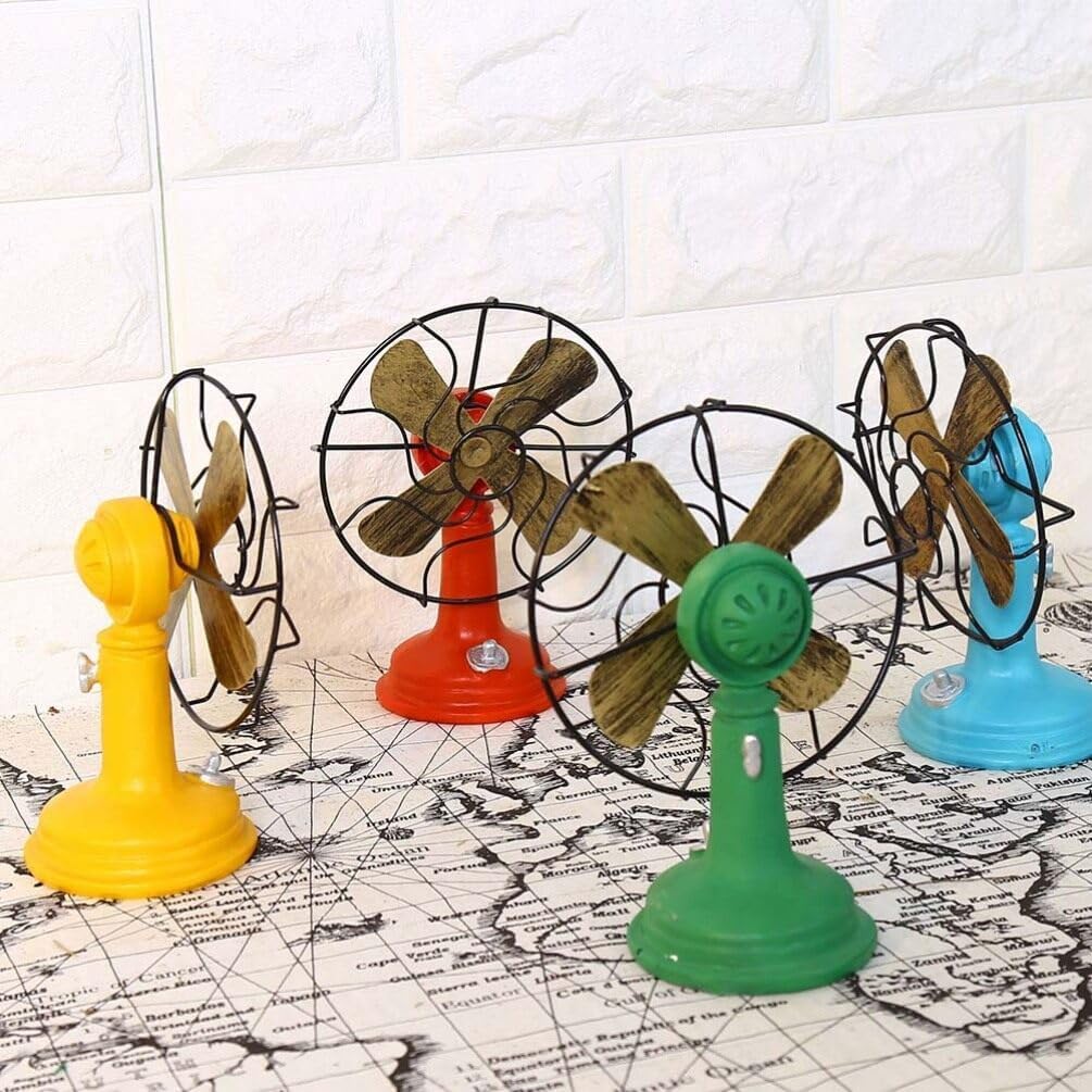 Vintage Oscillating Plastic Table Fan Retro Green Z5851