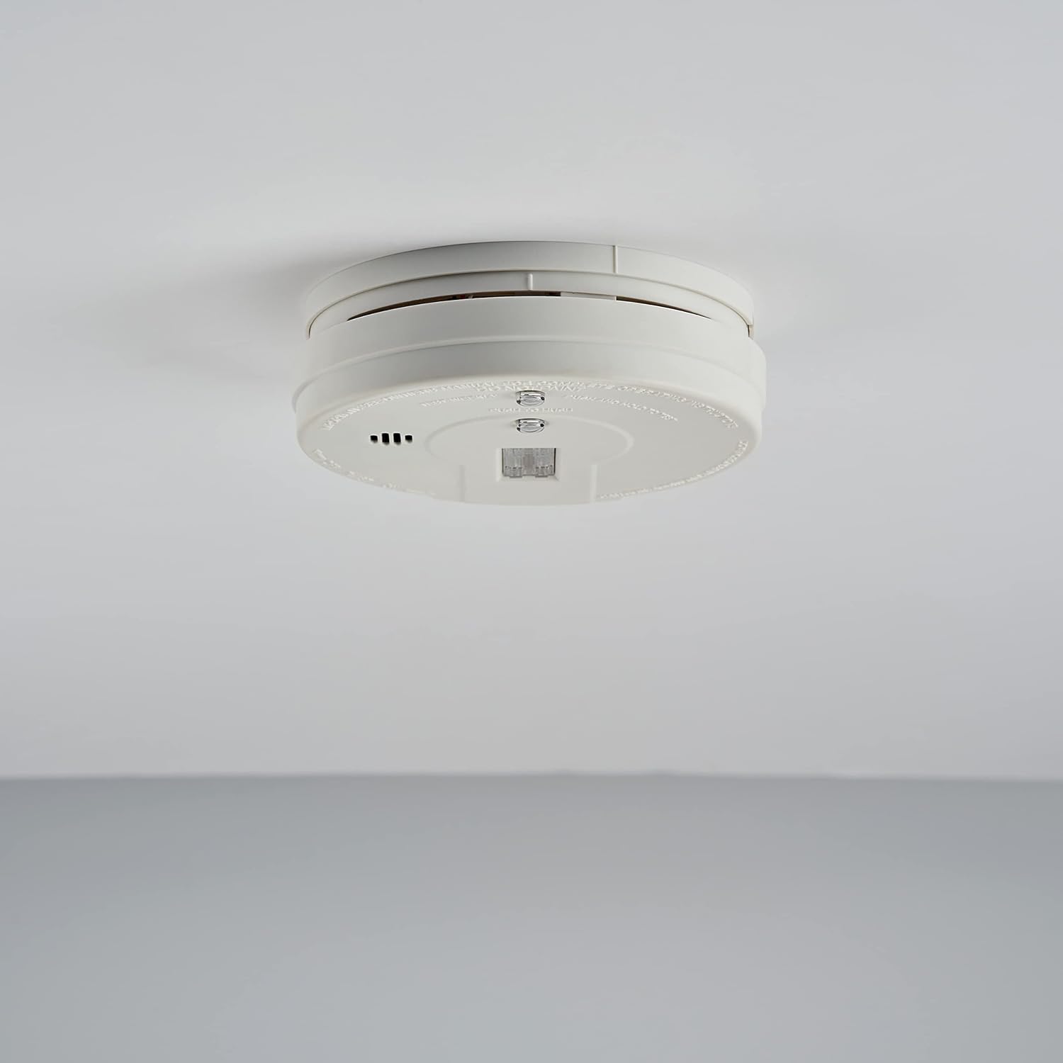 Kidde Smoke Detector with Safety Light for Hearing Impaired, Battery Operated M71278