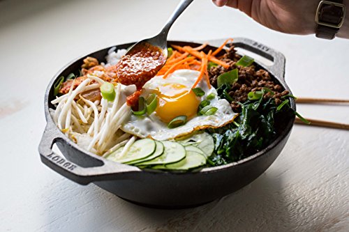 Lodge Pre-Seasoned Cast Iron Mini Wok 6.25 Inch M7725