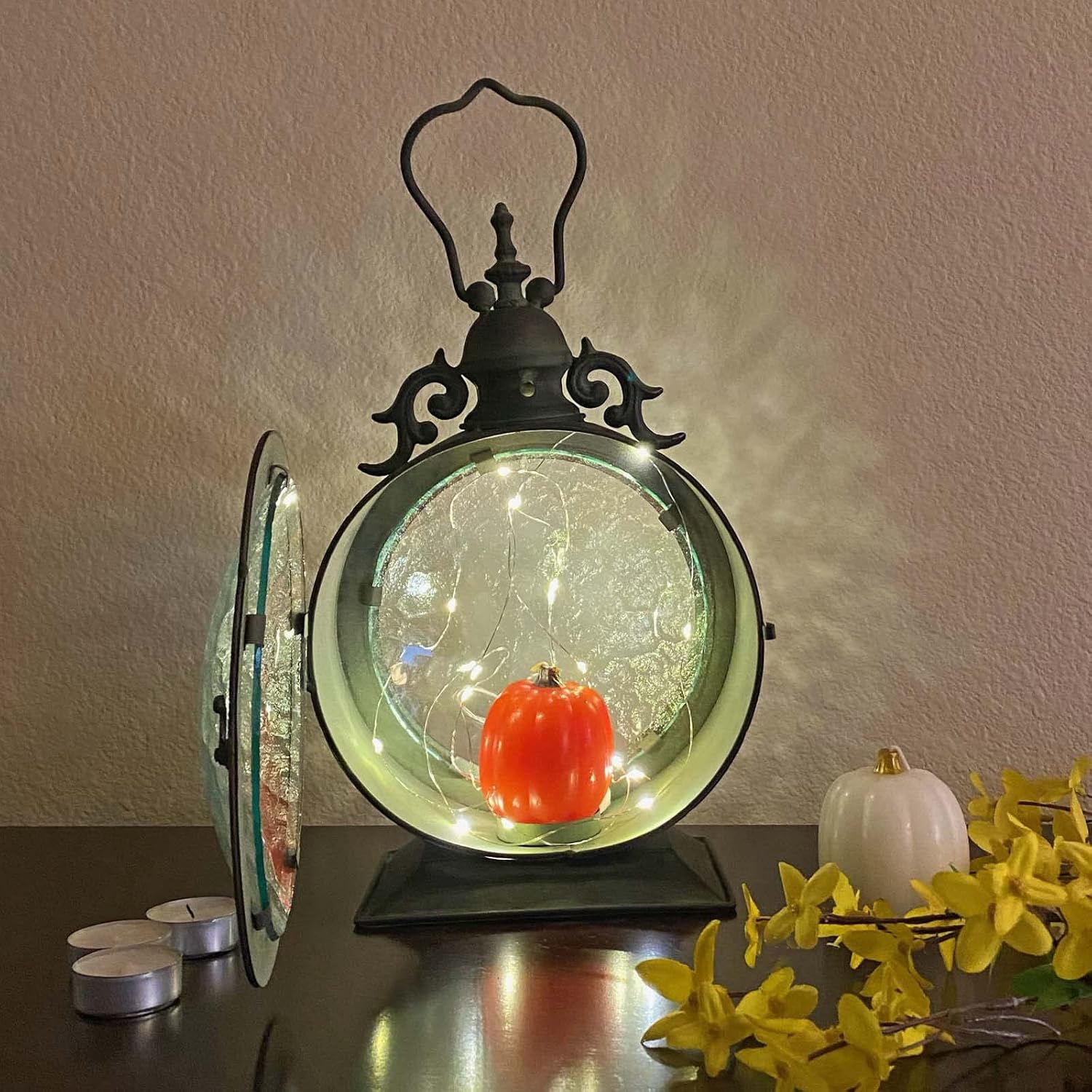 Metal Round Hanging Candle Lantern with Curved Glass Insert k7p
