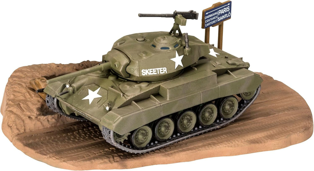 Plastic Model Kit M24 Chaffee Unpainted k7