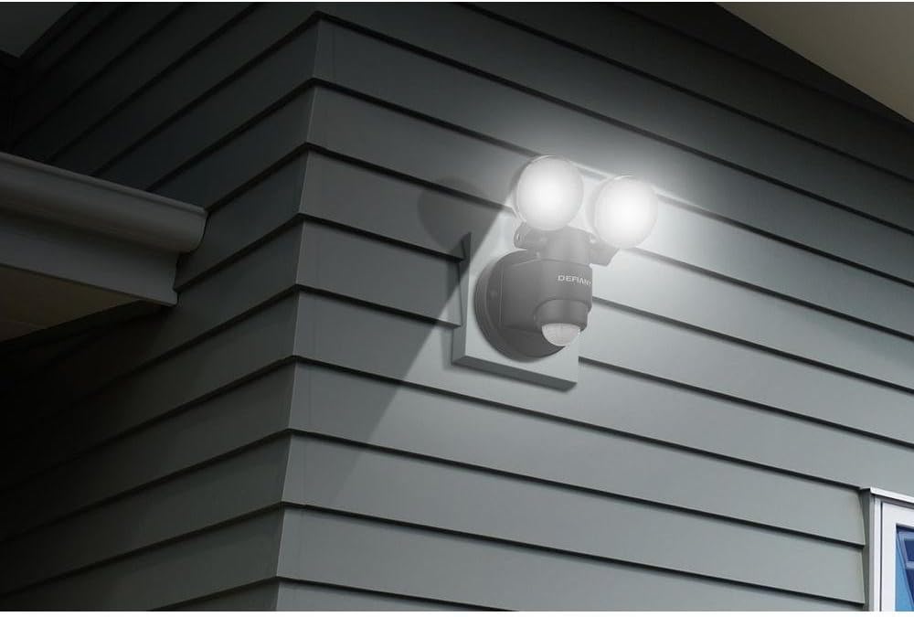 Defiant DFI-5936-BK 180-Degree 2-Head Outdoor Motion Activated Flood Light O300677
