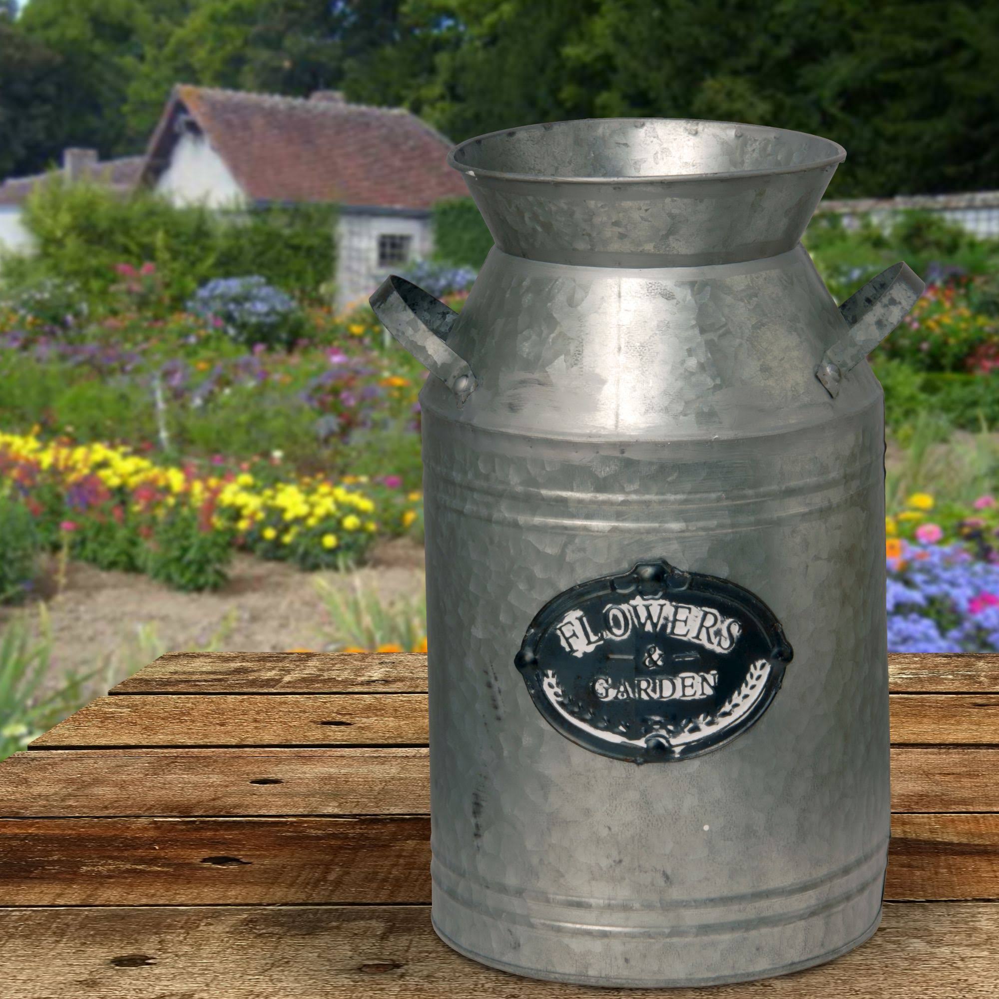 Antique Milk Can Garden Decor k7