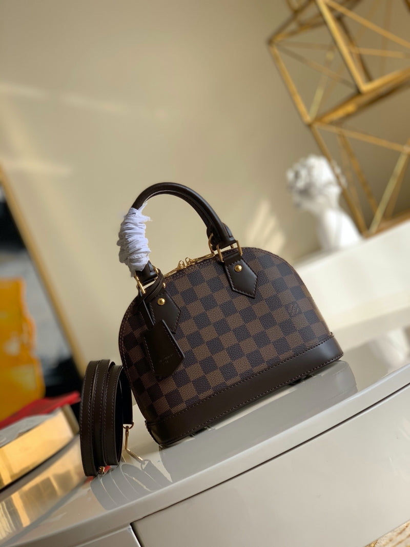 Alma BB handbag k7q