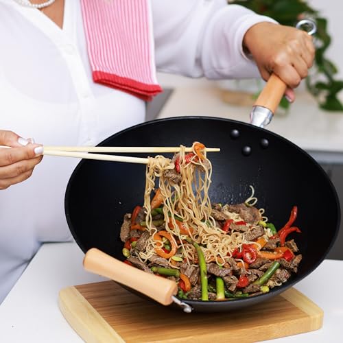 JOYCE CHEN Professional 14-Inch Cast Iron Wok with Maple Handle R872