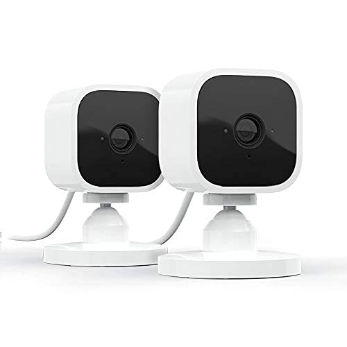 Compact indoor plug-in smart security camera 2-pack k7p