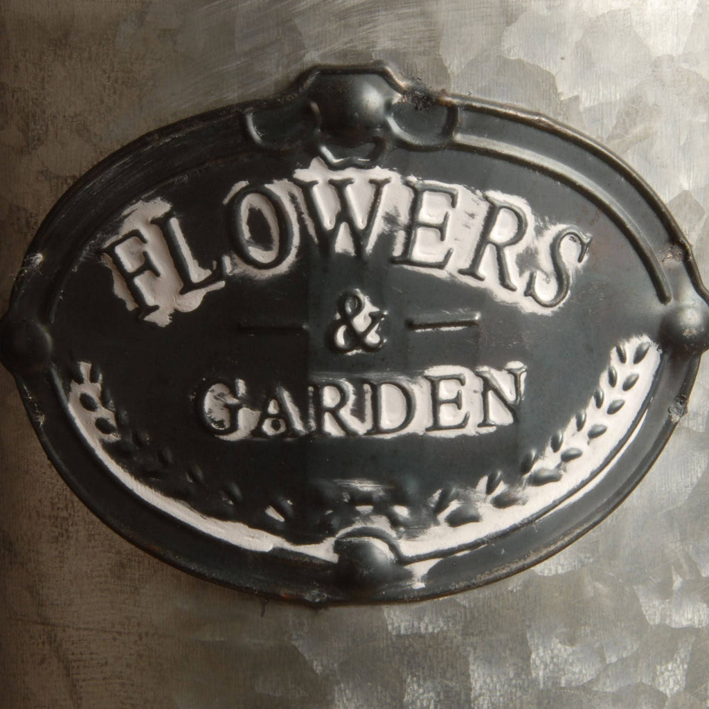 Antique Milk Can Garden Decor k7