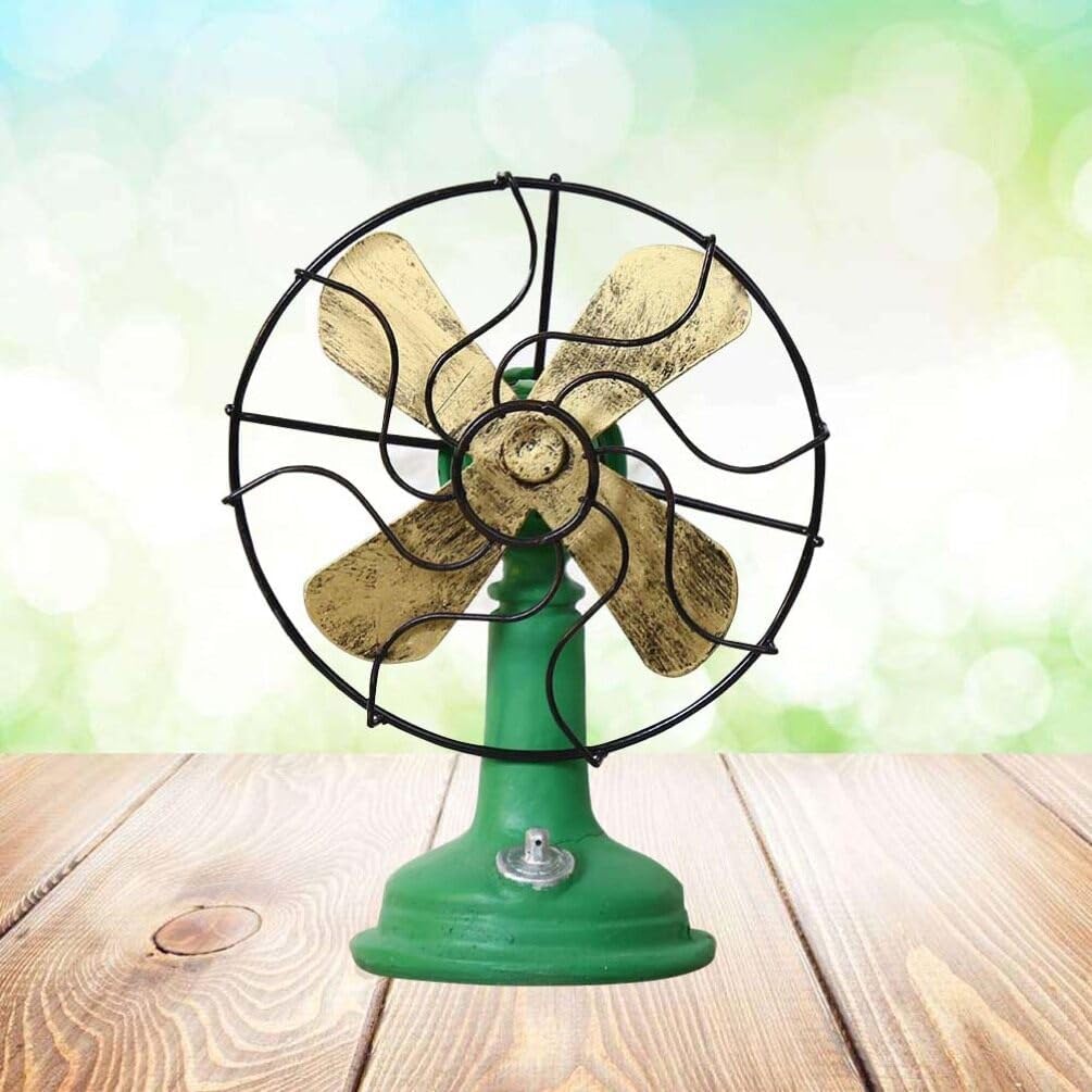 Vintage Oscillating Plastic Table Fan Retro Green Z5851