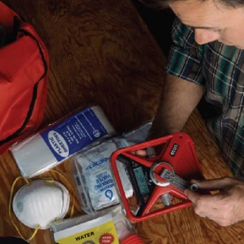 Hand Crank NOAA Weather Alert Radio with Smartphone Charger k7m