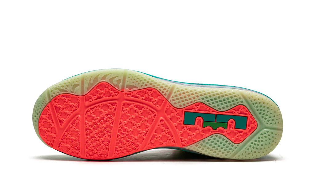 Basketball Shoes 9.5 k7