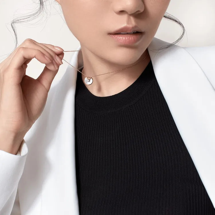 Cartier necklace xs