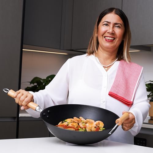 JOYCE CHEN Professional 14-Inch Cast Iron Wok with Maple Handle R872