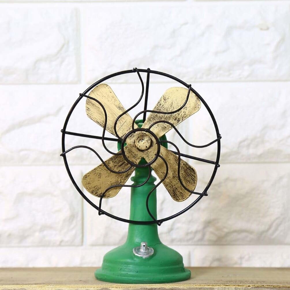 Vintage Oscillating Plastic Table Fan Retro Green Z5851