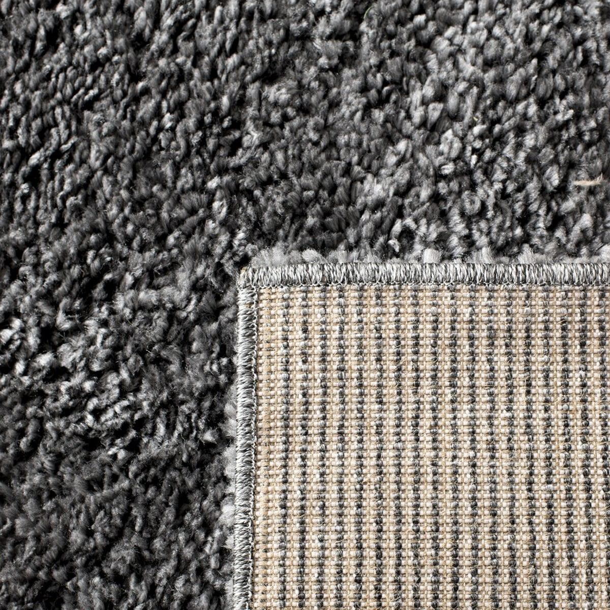 SAFAVIEH August Carlene Plush Shag Area Rug, Grey, 4' x 4' Square U96137