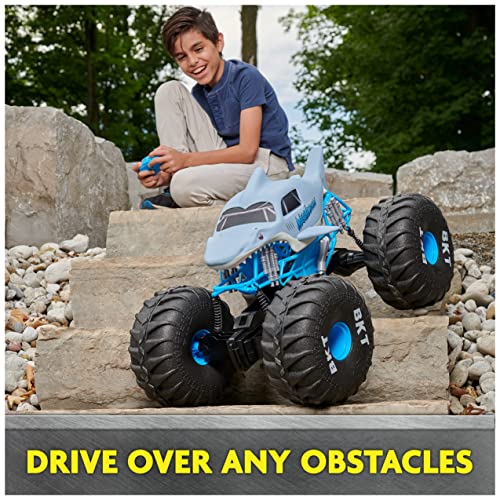Monster Jam Official Mega Megalodon All-Terrain Remote Control Monster Truck, 1:6 Scale, Kids Toys Ages 4-6+ Y126990