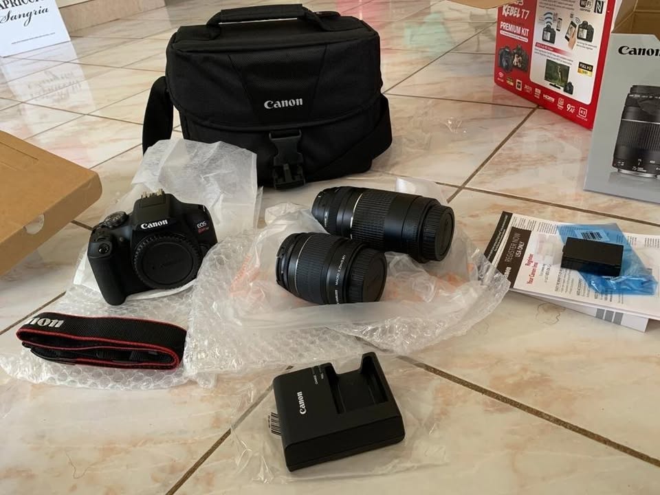 DSLR Camera with 18-55mm and 75-300mm Lenses, Black k7