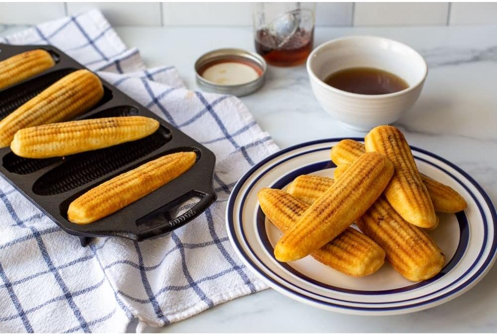 Lodge Cast Iron Cornstick Pan P301