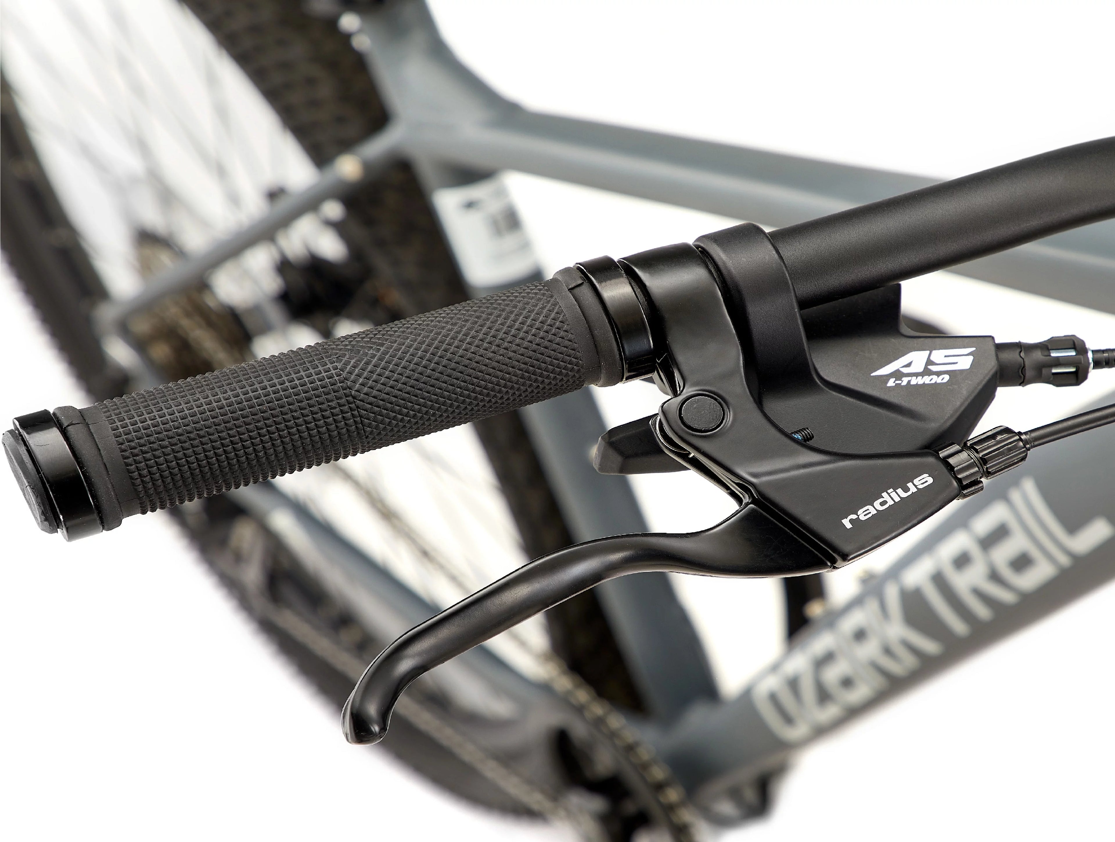 Ozark Trail 29" Ridge Mountain Bike, Medium Frame, Gray M6938
