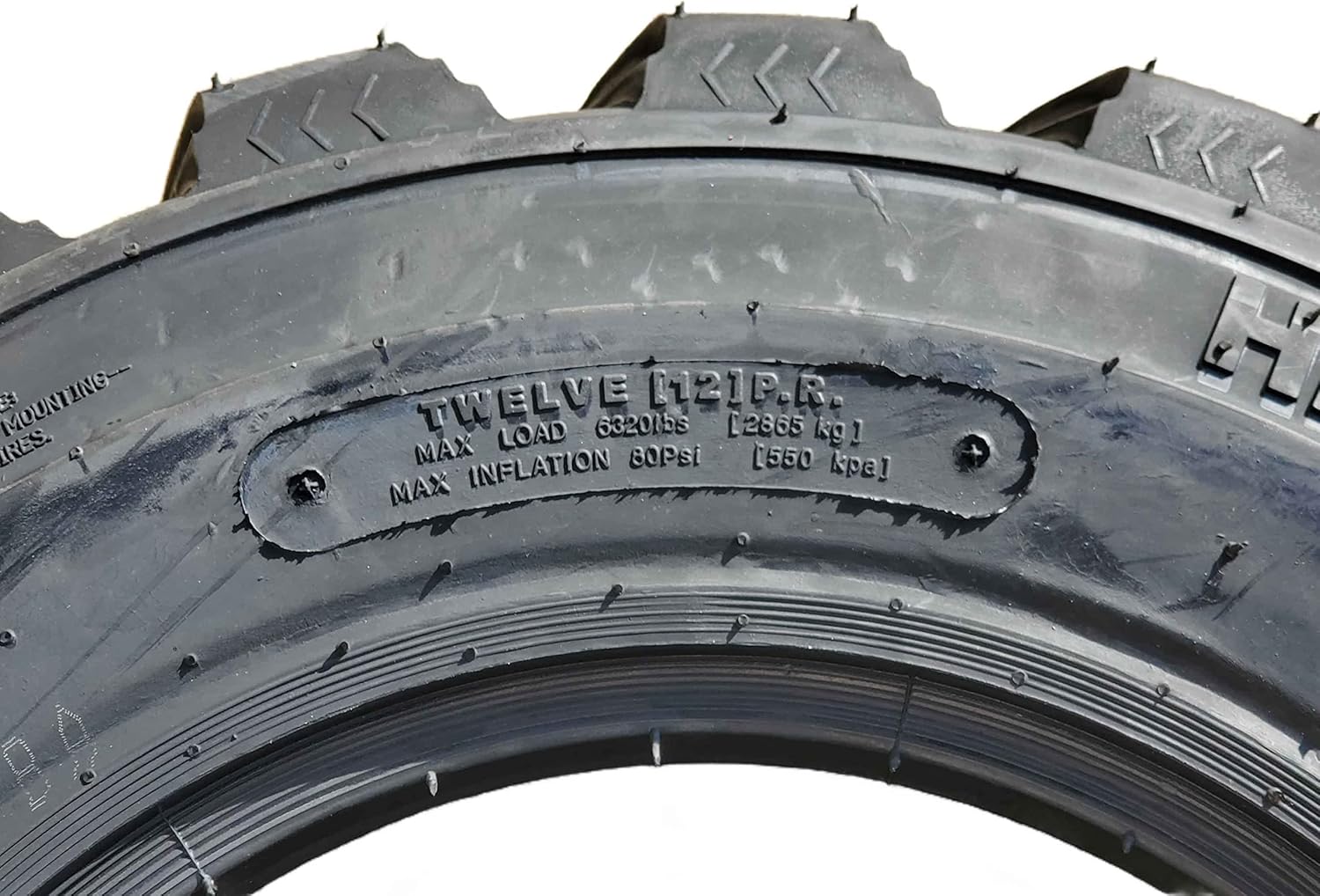 Heavy Duty 12-16.5 12 Ply Skid Steer Tire with Rim Guard Y9649